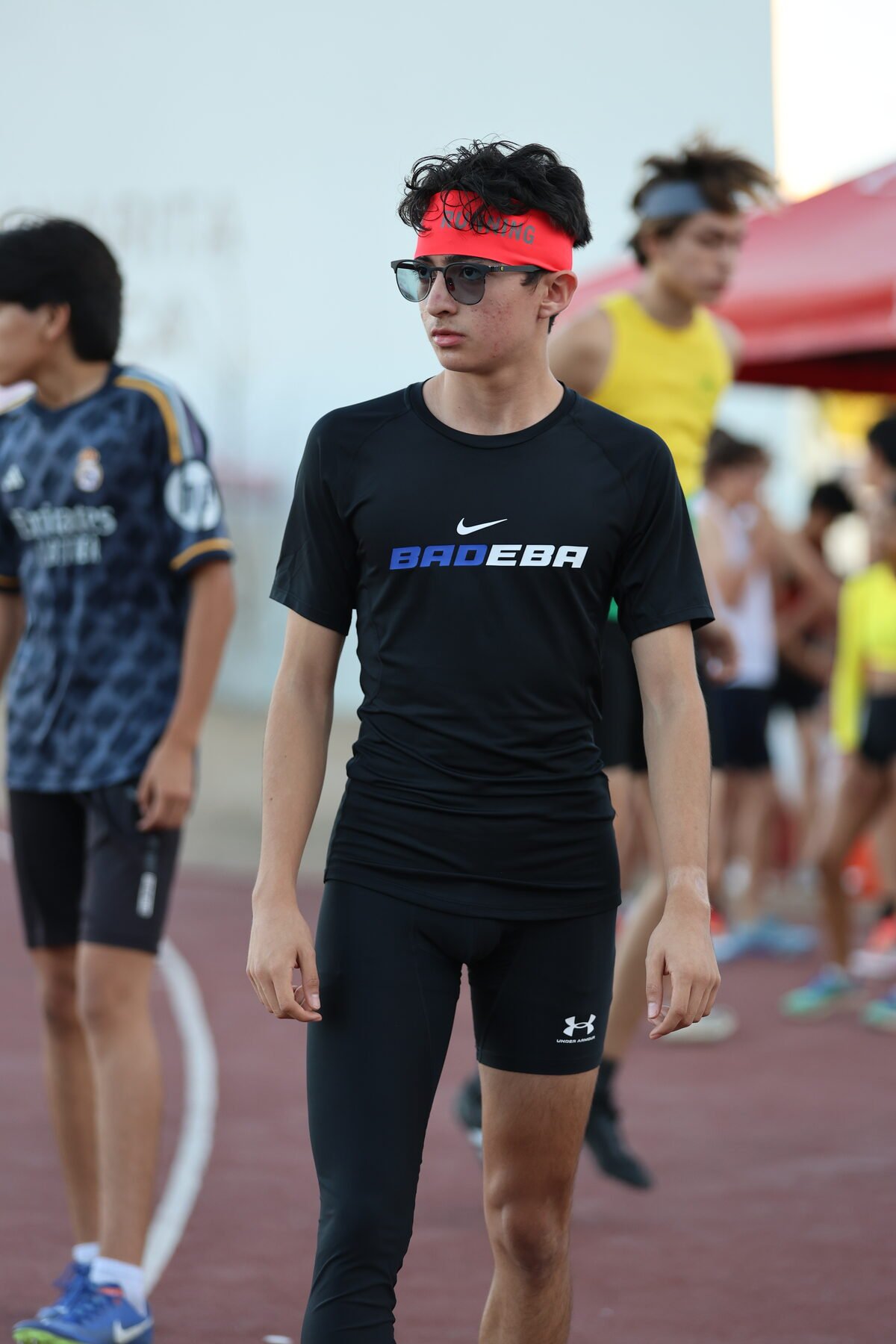 Leonardo Fernández in race kit before a competition